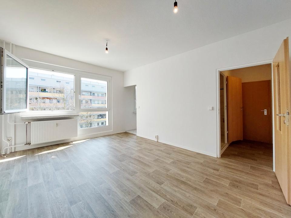 Thumbnail-Wir renovieren! 1-Zimmer-Wohnung im Erdgeschoss! Frei ab Juni!