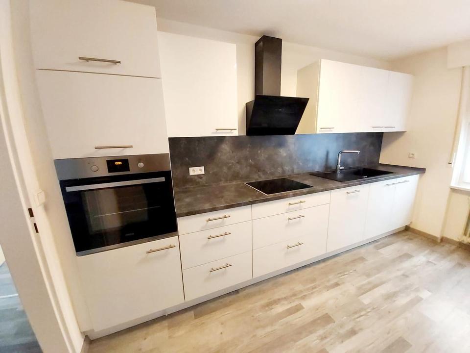 Thumbnail-2,5 Zimmer Wohnung zu vermieten- frisch renoviert