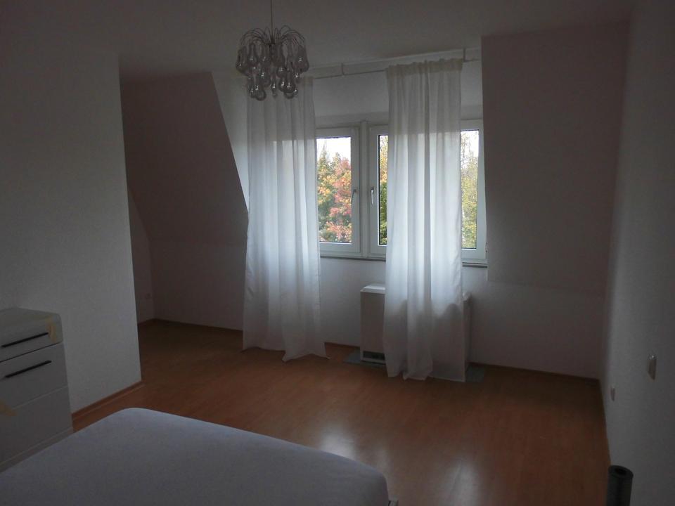Thumbnail-50 qm Dachgeschoss Wohnung