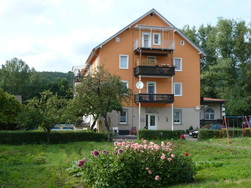 Thumbnail-Großzügige 4-Zimmer-Wohnung direkt am königlichen Schlosspark!