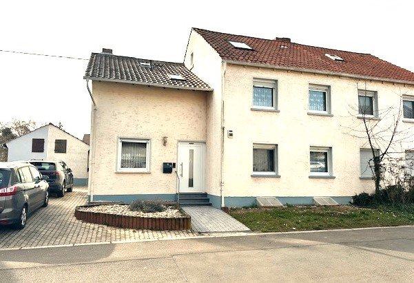 Thumbnail-Haus mit Substanz, zwei Wohnbereiche 