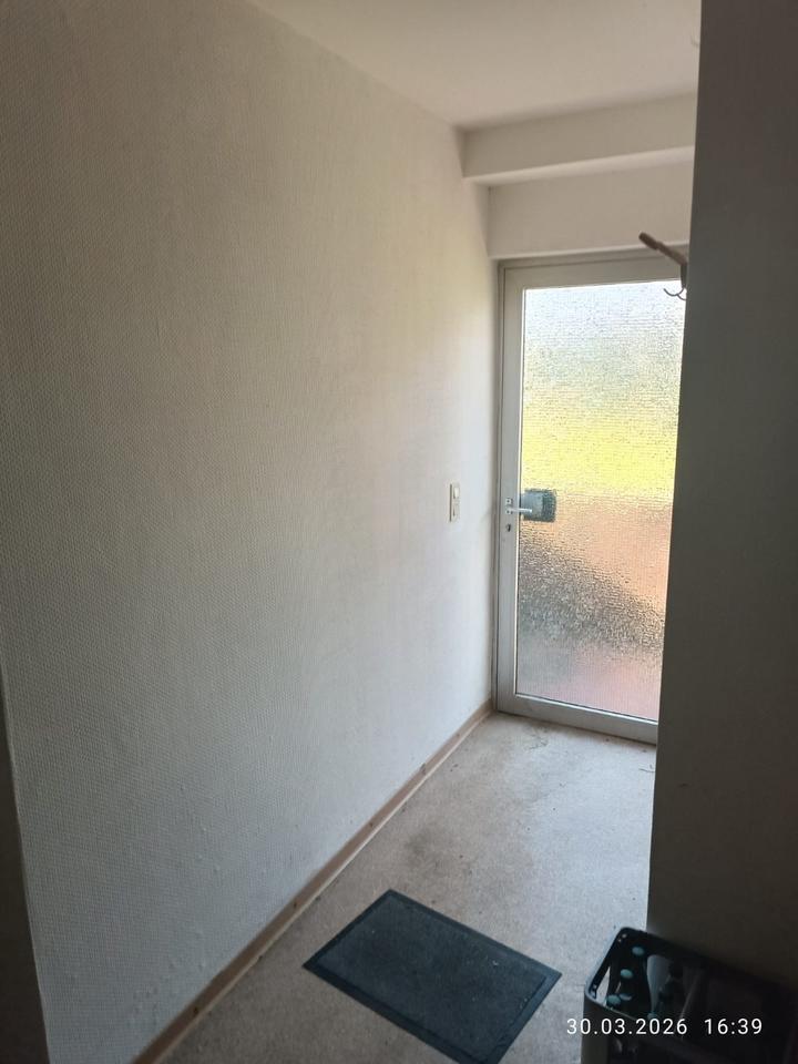 Thumbnail-40m² Helle Wohnung 1ZKB Teilmöbliert