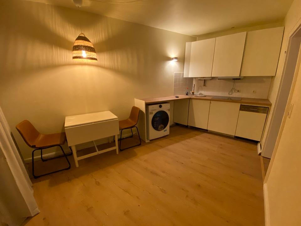 Thumbnail-2 Zimmer Wohnung in Köln Altstadt (Heumarkt)