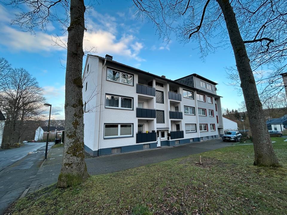 Thumbnail-3-Zimmer-Erdgeschosswohnung mit Balkon in Arnsberg-Gierskämpen