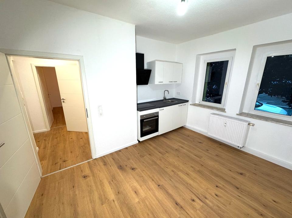 Thumbnail-Frisch Renovierte 2-Zimmer Wohnung mit Einbauküche in Dresden