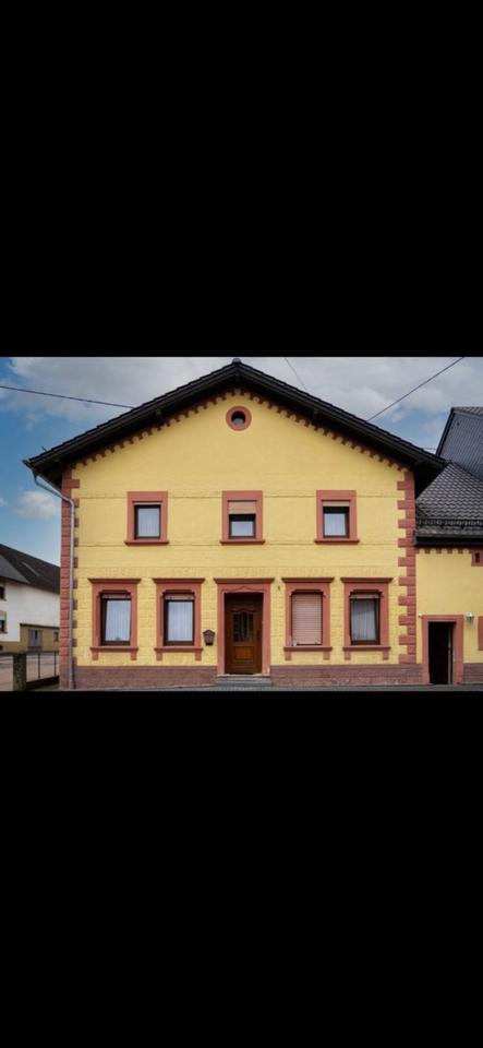 Thumbnail-Großes 1-2 Familien Haus in Bardenbach zu verkaufen