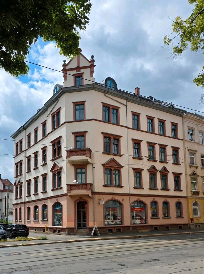 Thumbnail-3-Zimmer DG Wohnung mit neuer Einbauküche in Zwickau zu vermieten