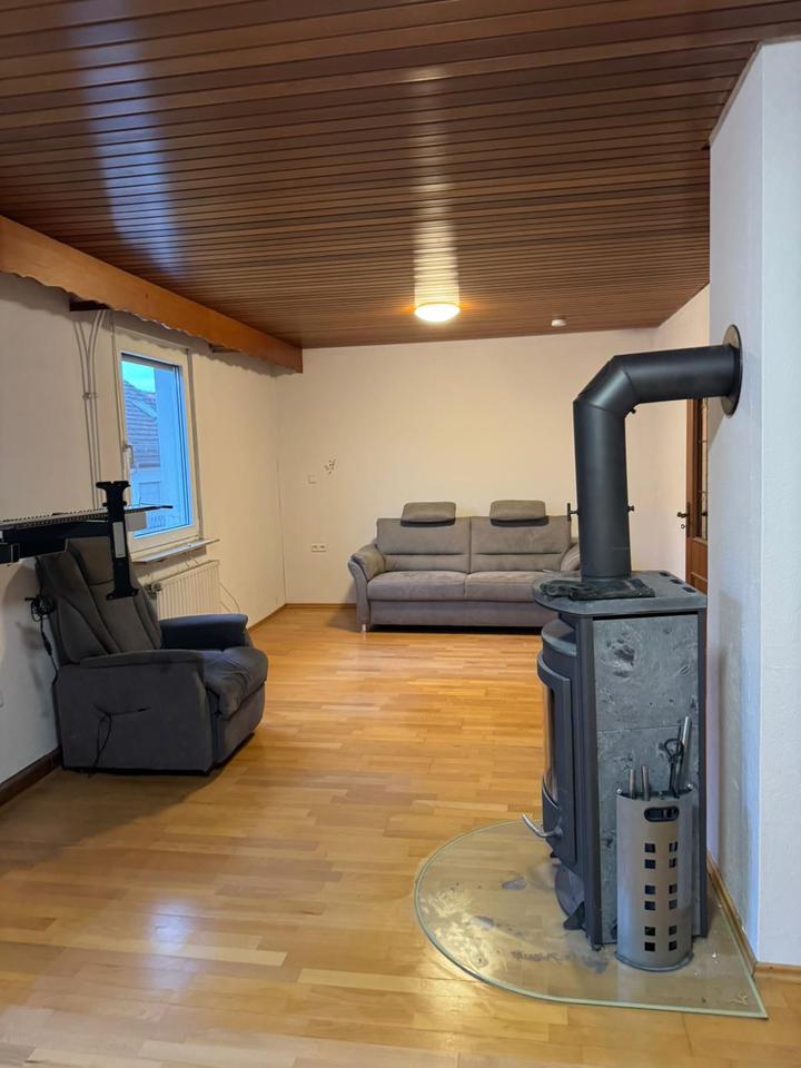 Thumbnail-Schöne 2-Zimmer-Wohnung + Dachgeschoss – möbliert