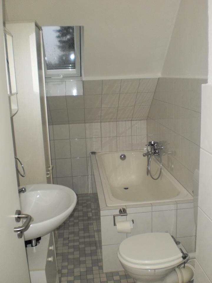 Thumbnail-Vermiete Wohnung in Hückeswagen-Wiehagen, 65qm, 2. OG.