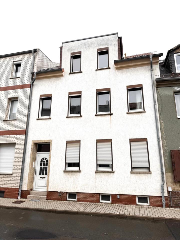 Thumbnail-ANFRAGE STOPP 5-Raum Maisonette Wohnung in einem Haus ,Groitzsch