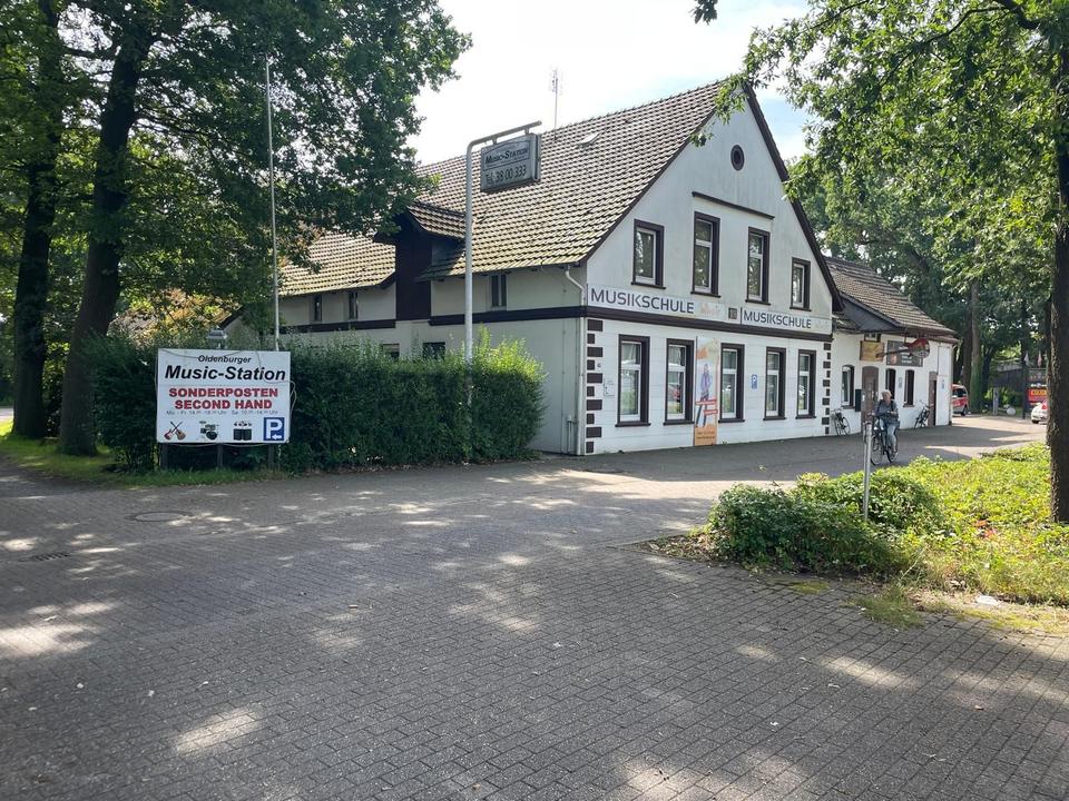 Thumbnail-Gewerbefläche mit vielseitigen Nutzungsmöglichkeiten in Oldenburg Nadorster Straße