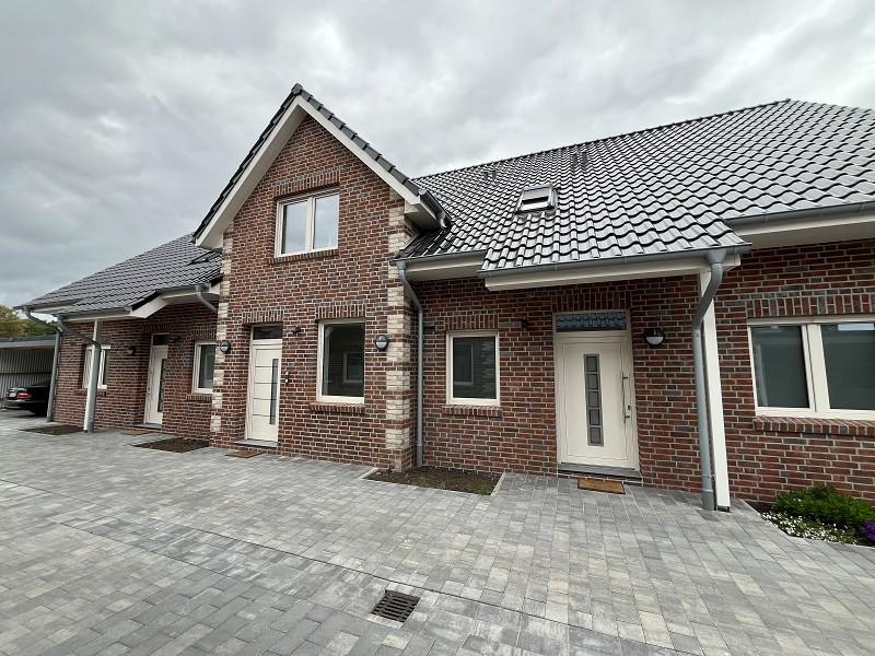 Thumbnail-Erstbezug, moderne Obergeschosswohnung mit Balkon und Carport in Westoverledingen - Flachsmeer