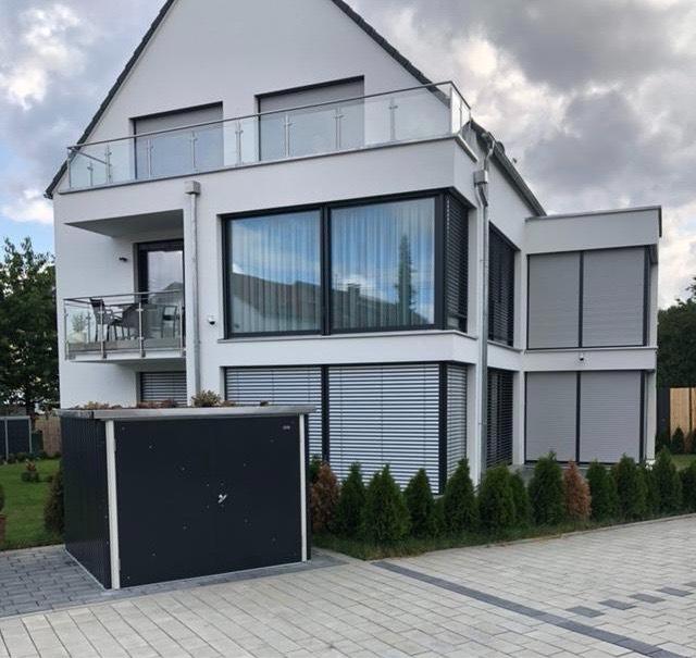 Thumbnail-Moderne 3-Zimmer Wohnung mit EBK& Fußbodenheizung in S-Vaihingen