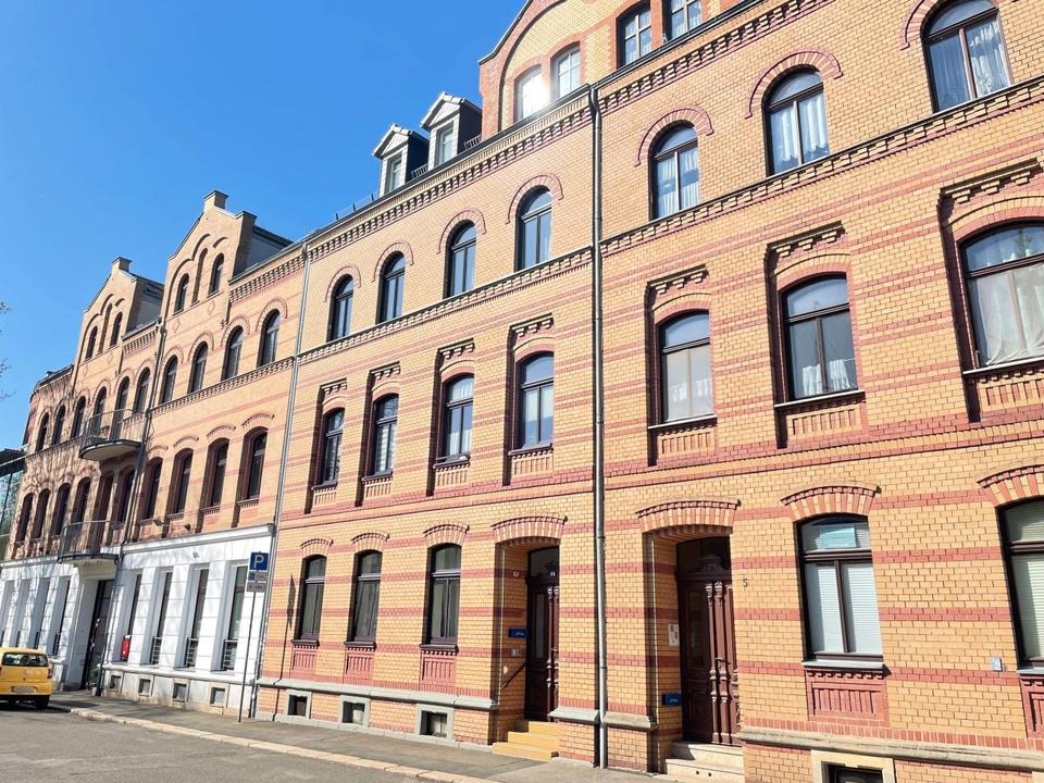 Thumbnail-Zentral gelegene Dachgeschosswohnung mit Einbauküche in Zwickau