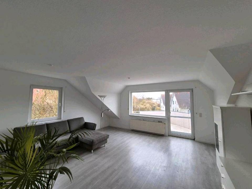 Thumbnail-Eigentumswohnung 4 Zimmer Küche,Bad inkl. Carport Stellplatz