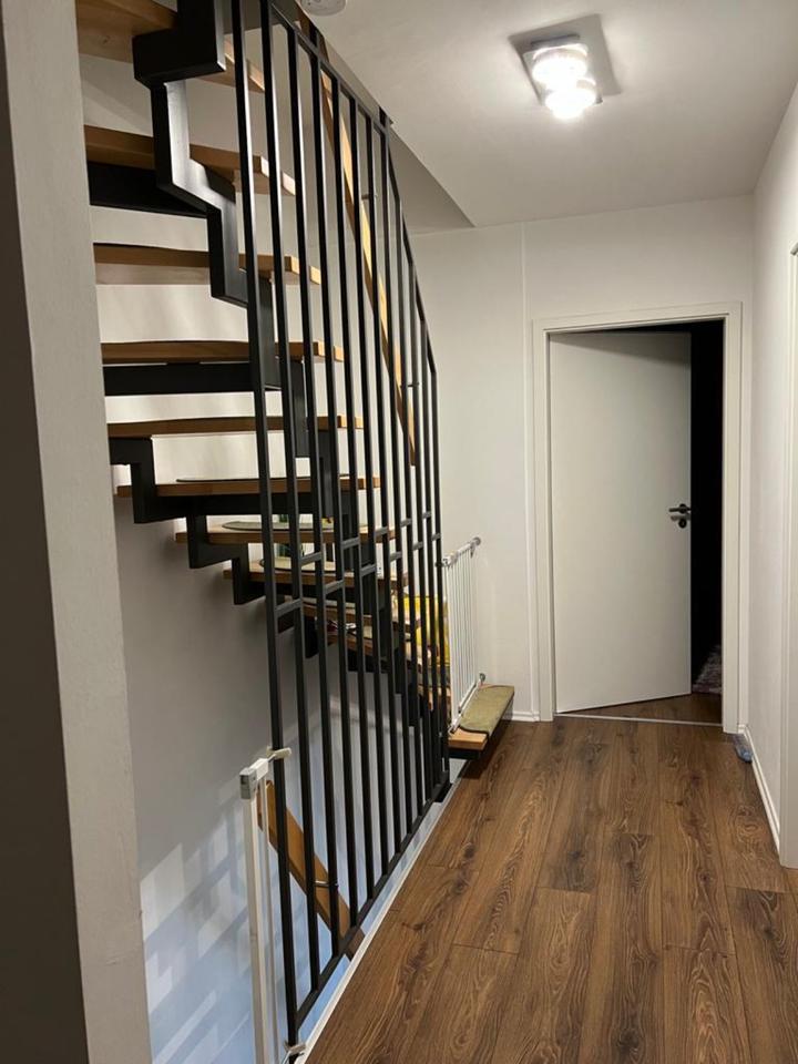 Thumbnail-Geraümiges 5 Zimmer Haus zu Vermieten Gelsenkirchen