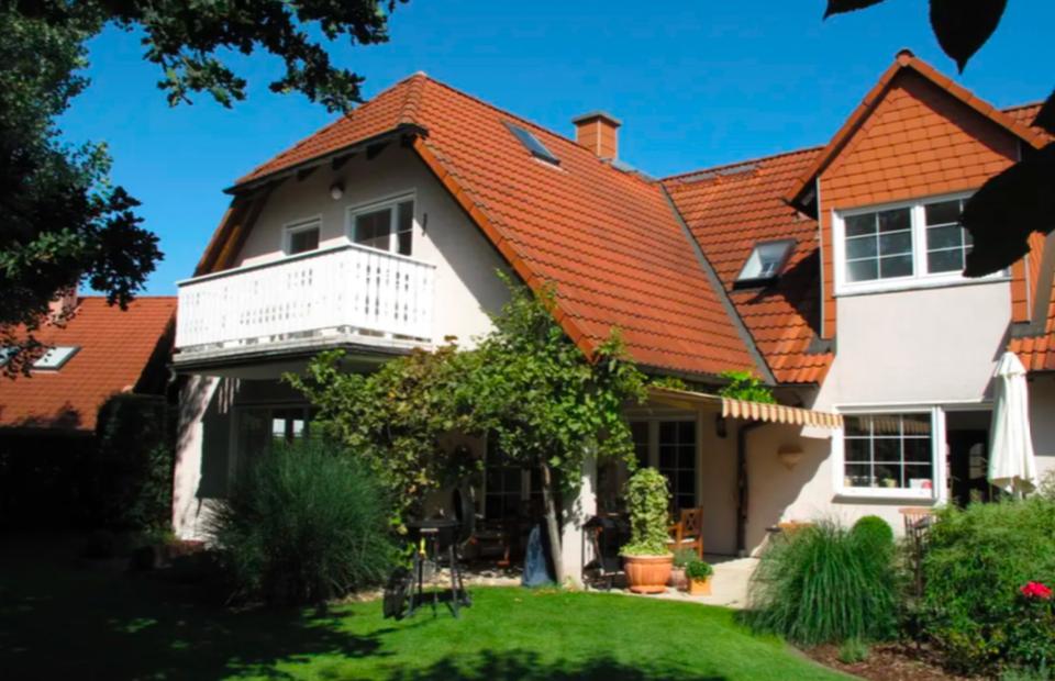 Thumbnail-Möblierte Dachgeschosswohnung in Dreieich