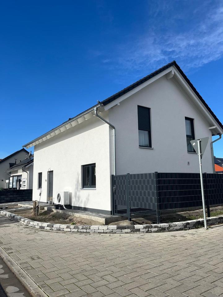 Thumbnail-Einfamilienhaus (Bj. 2018 in Neubaugebiet) von Privat