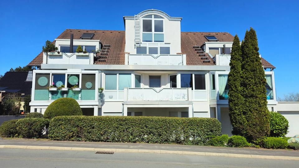 Thumbnail-Moderne 3-Zimmer-Maisonettewohnung im 2.OG mit Keller u. Tiefgaragenstellplatz in Odenthal-Glöbusch