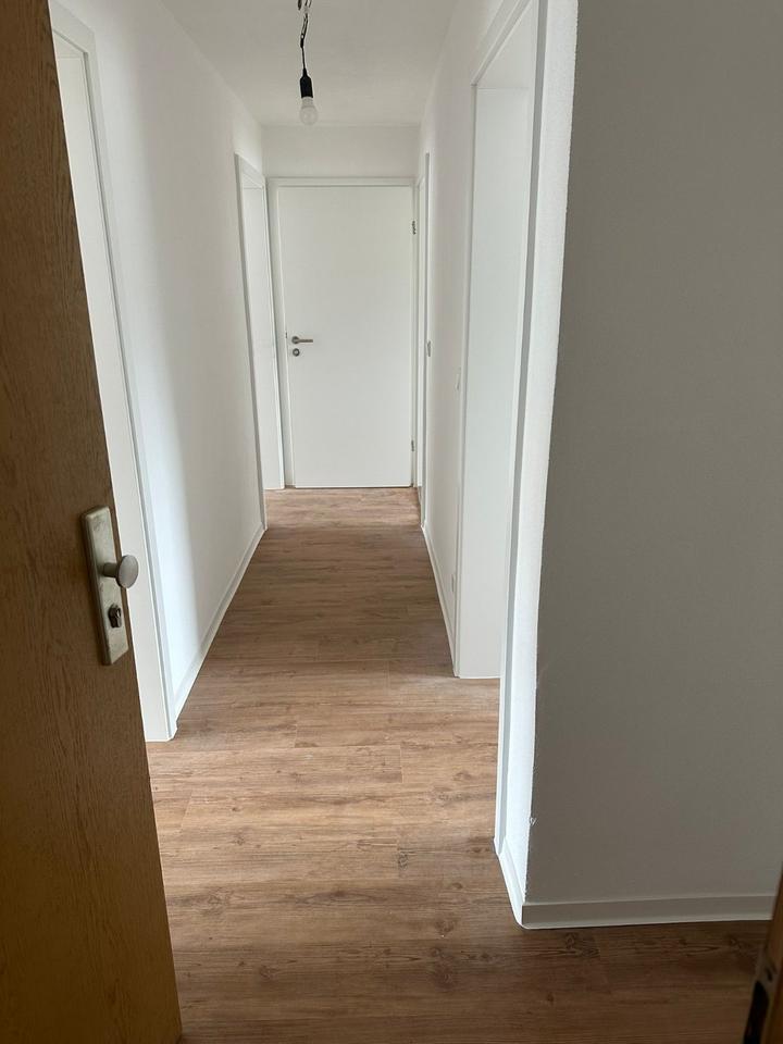 Thumbnail-Schöne helle 4-Raumwohnung in der Innenstadt von Eisleben zu vermieten