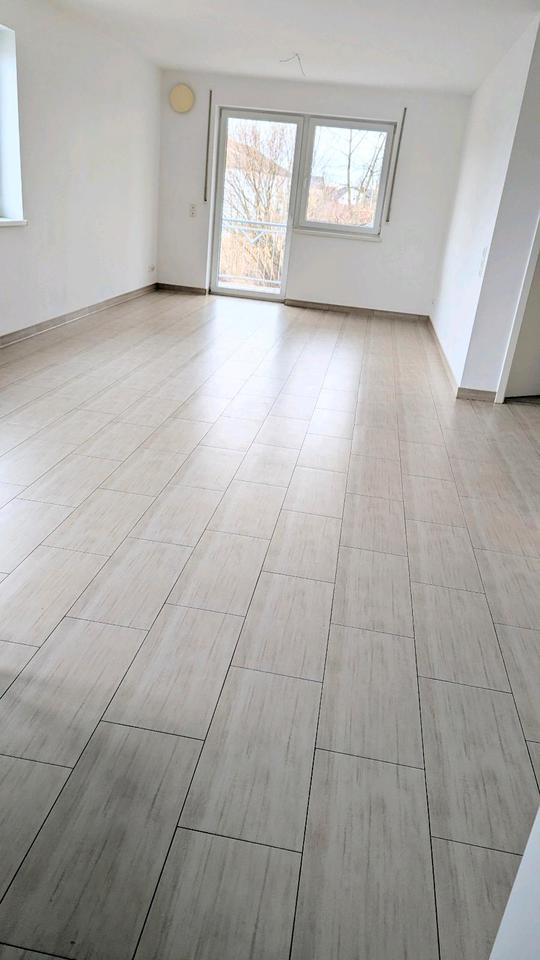 Thumbnail-Biete 4 Zi.Wohnung +Garage+Balkon+Kellerraum, SOFORT