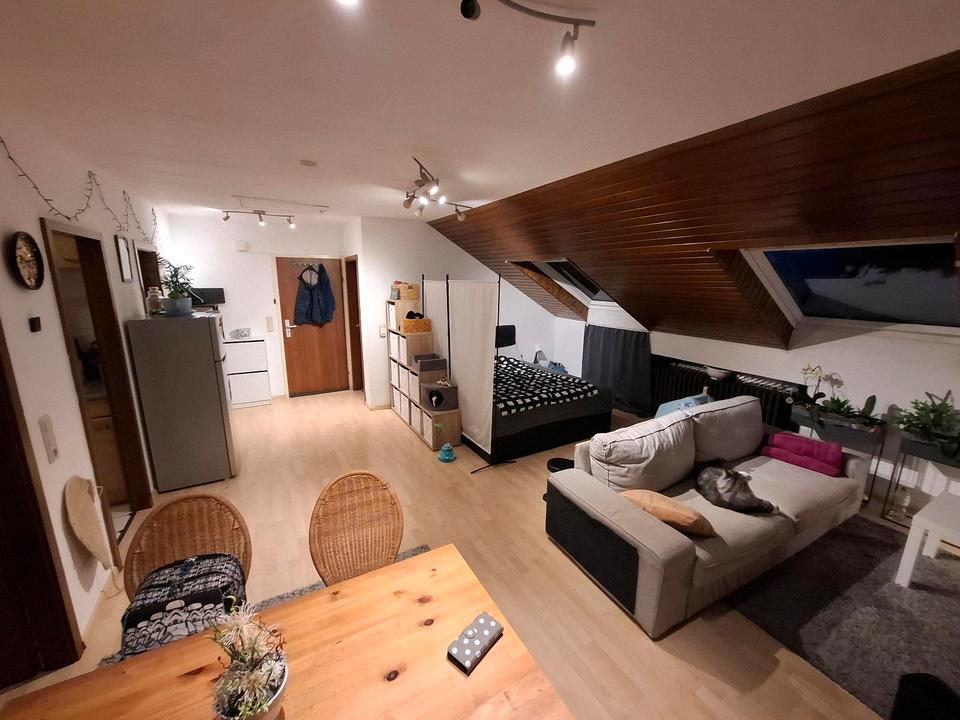 Thumbnail-2 Zimmer Dachgeschoss Wohnung in Neuss