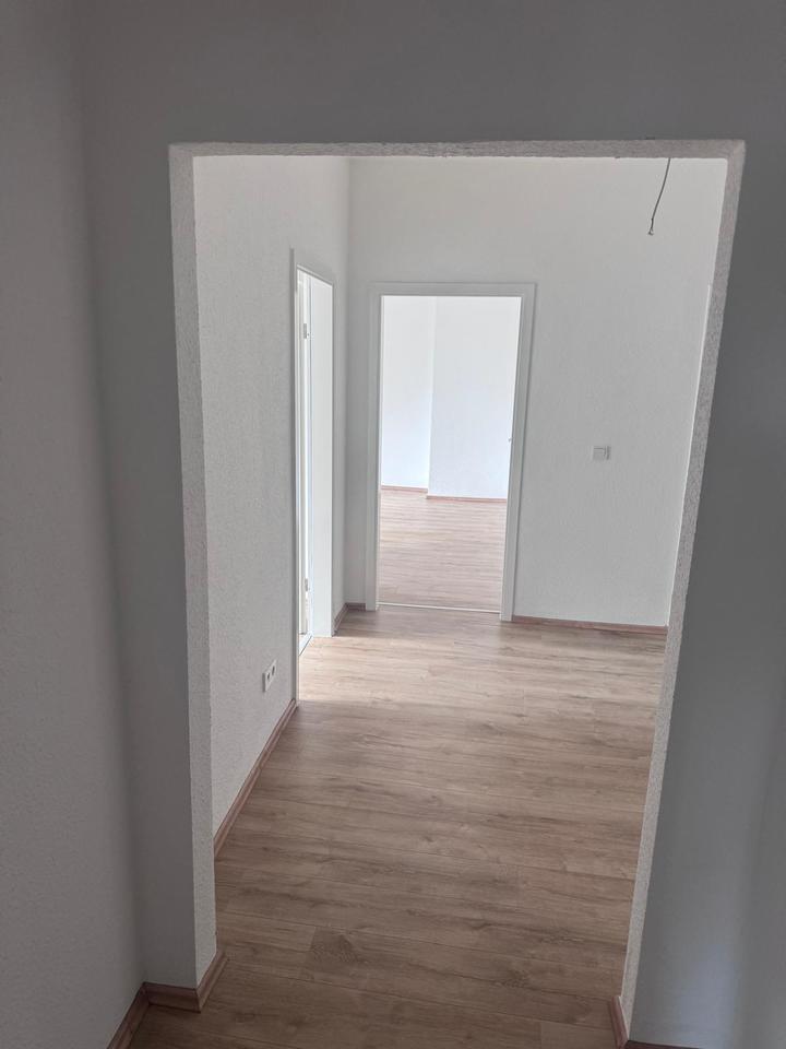 Thumbnail-Kernsanierte 3 Zimmer Wohnung ab sofort zu vermieten