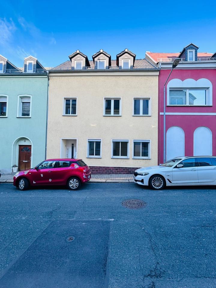 Thumbnail-Neu saniertes Haus - 2 Zimmer Erdgeschosswohnung