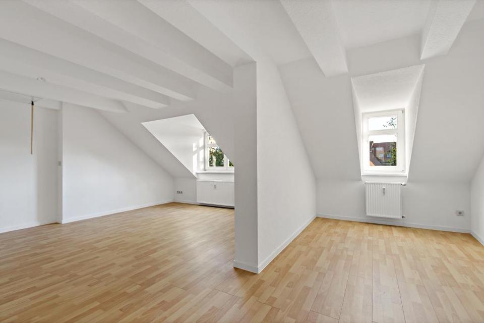 Thumbnail-Geräumige 3-Raum-Wohnung im DG – hell, gemütlich und gut geschnitten