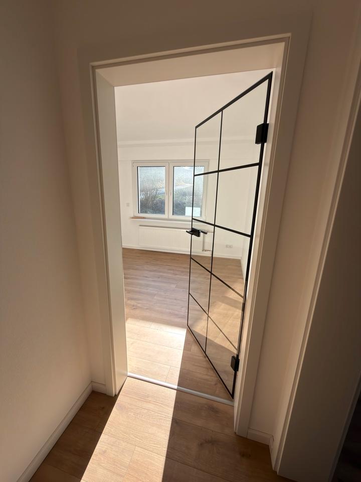 Thumbnail-2 -Zimmer-Wohnung mit Balkon - Erstbezug nach Sanierung