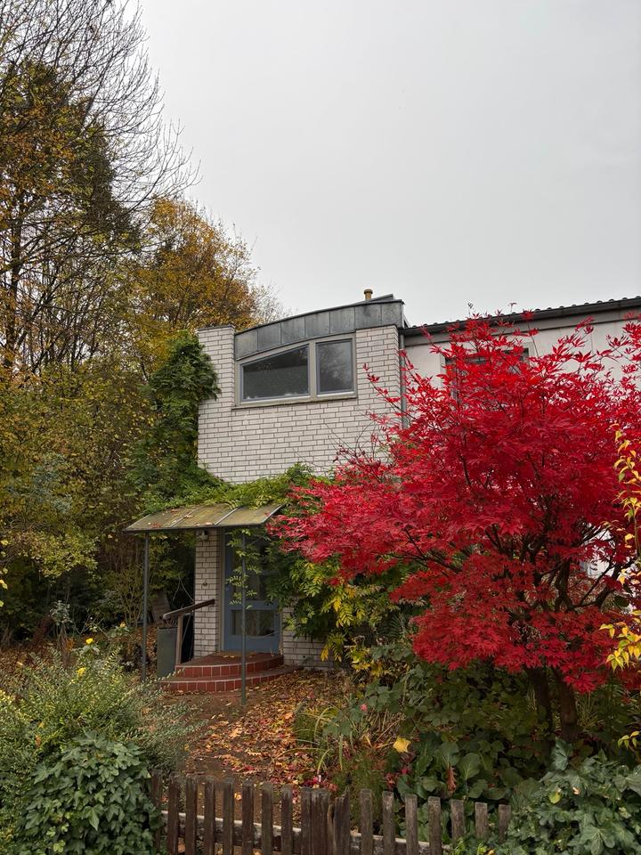 Thumbnail-Idyllisches Reihenendhaus mit großen Garten in Wettbergen-West
