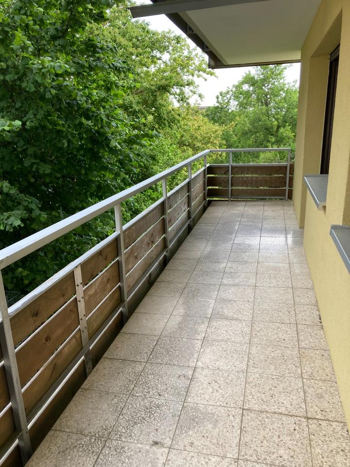 Thumbnail-Hell 2 Zimmer Wohnung mit großem Balkon in Neusatz