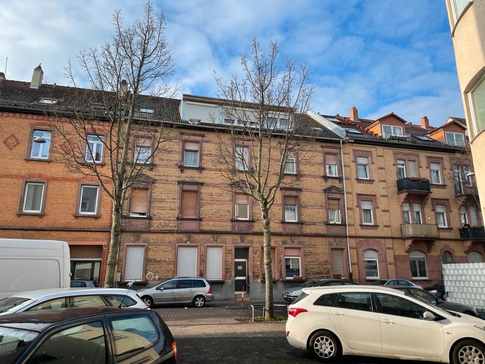 Thumbnail-MA-Hubenstr. 25 - Schöne und helle 2-Zimmer-Wohnung im DG