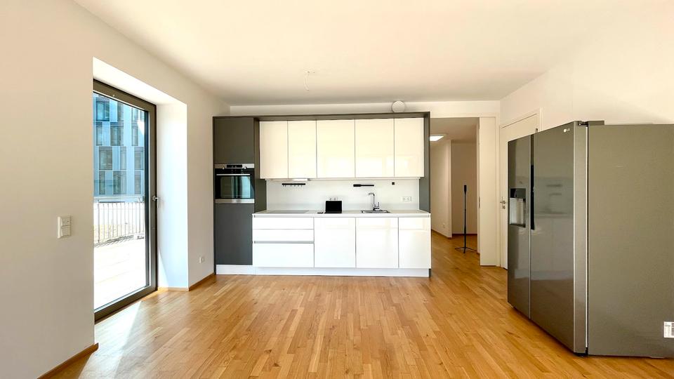 Thumbnail-Eleganz und Komfort vereint: Exklusive 3-Zimmer-Wohnung mit großzügigen Balkonen in Top-Lage