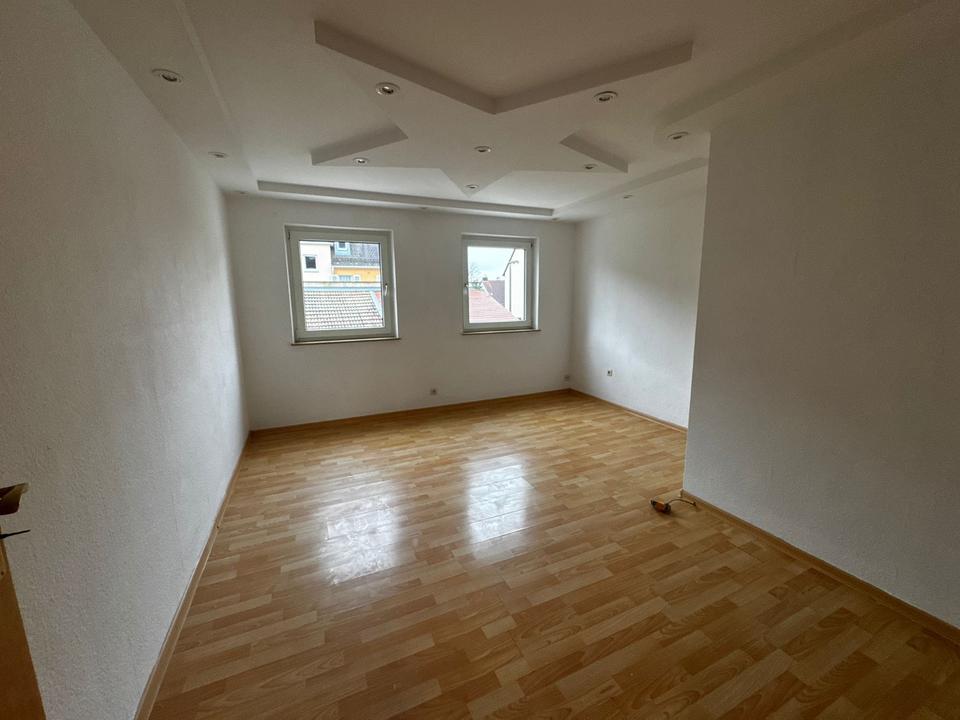 Thumbnail-Helle 3-Zimmer Wohnung im EG in Heroldsberg