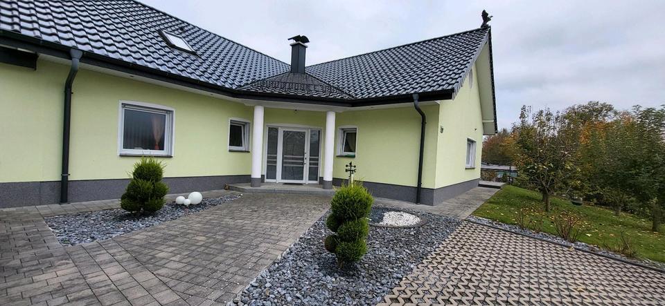 Thumbnail-Modernes Haus mit Garage zentral in Lage