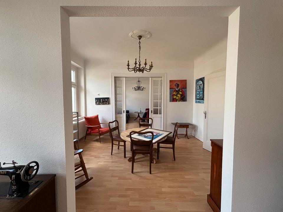 Thumbnail-Zentral gelegene sehr große Altbau-Wohnung in Schwelm zur Miete