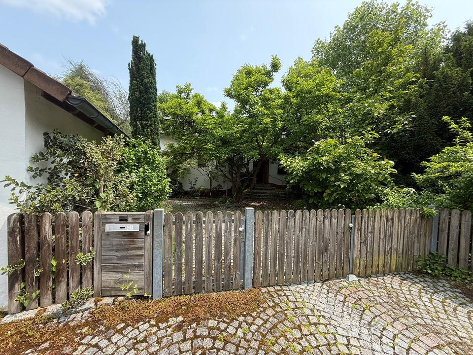 Thumbnail-EFH auf großzügigem 2.054 qm Grundstück in Hagenhausen (Altdorf)