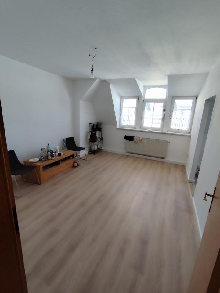 Thumbnail-Frisch renovierte 3-Zimmer-Wohnung mit ca. 60 m²