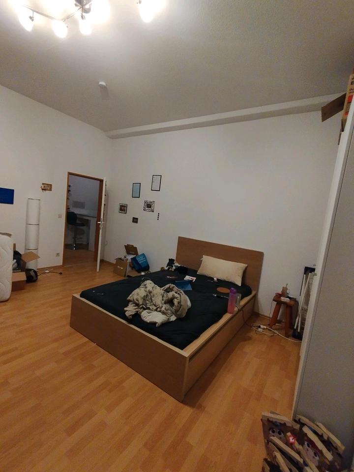 Thumbnail-Großes, helles Zimmer in 3er Wg