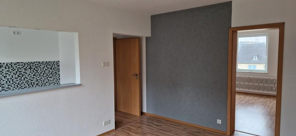 Thumbnail-4,5-Zimmer, 79,57m², renoviert ab Mai in Witten zum Vermieten