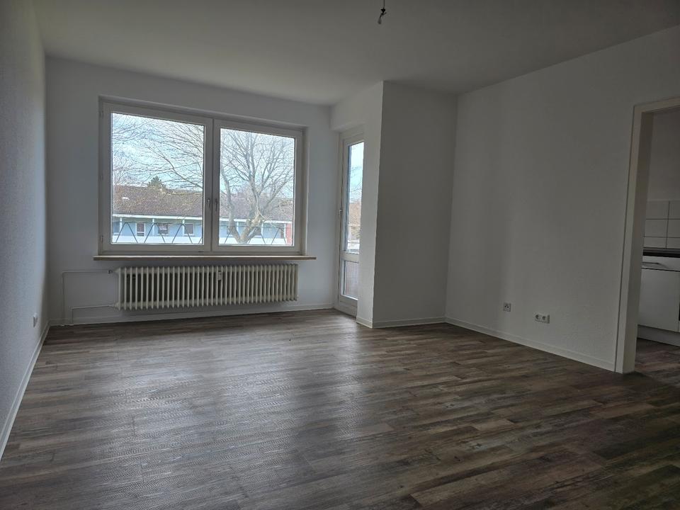 Thumbnail-Schöne 2-Zimmer-Wohnung mit ca. 53,74m² Wohnfläche und Loggia