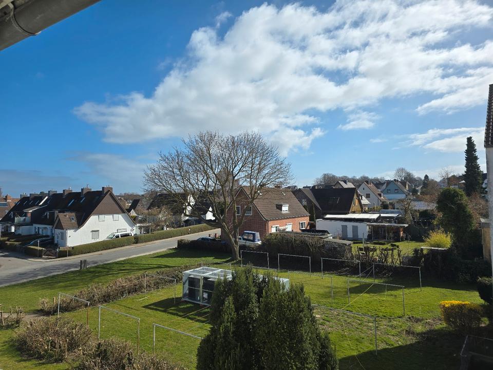 Thumbnail-Modernisierte 2,5-Zimmer-Wohnung mit ca. 61,3m² Wohnfläche und Loggia