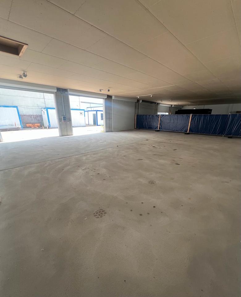 Thumbnail-VERMIETUNG Gewerbe-Lagerhalle 240qm in Leipzig