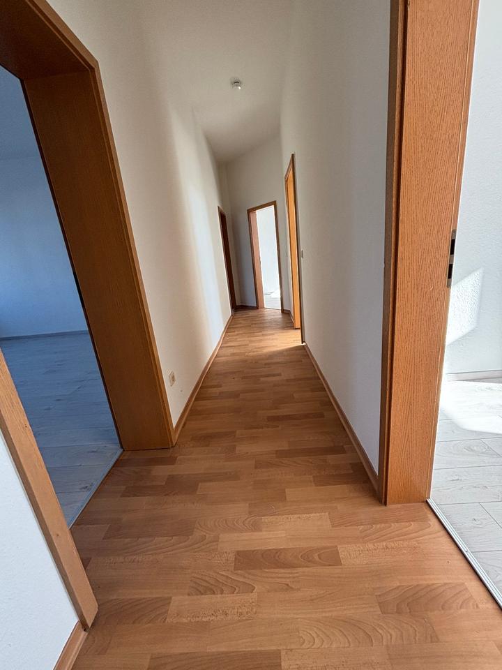 Thumbnail-Demmin, Bahnhofstraße 10, große 4 Raum Wohnung (03.04.06)