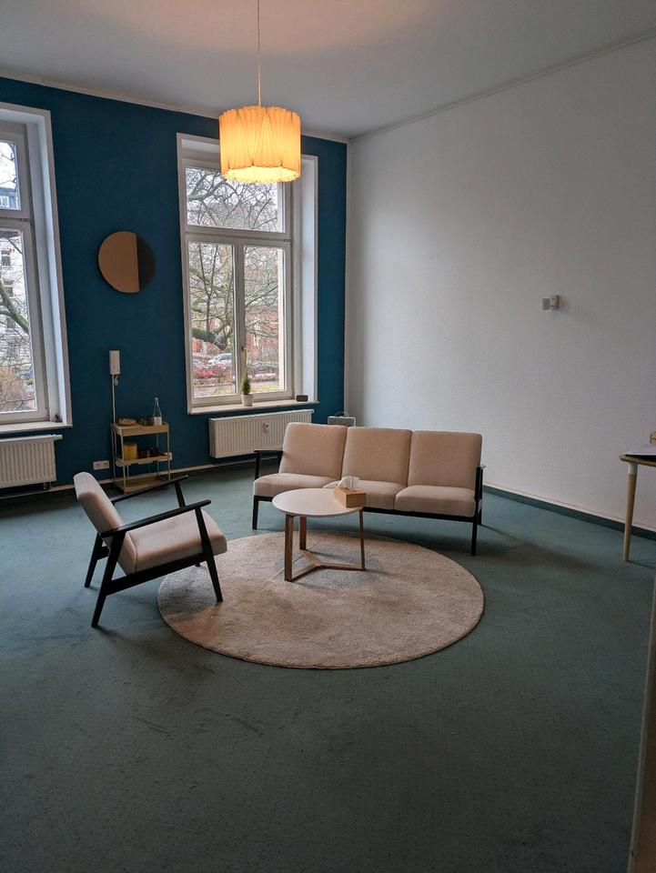 Thumbnail-Heller Praxisraum Büro (30qm) in schönem Altbau im Zentrum Süd