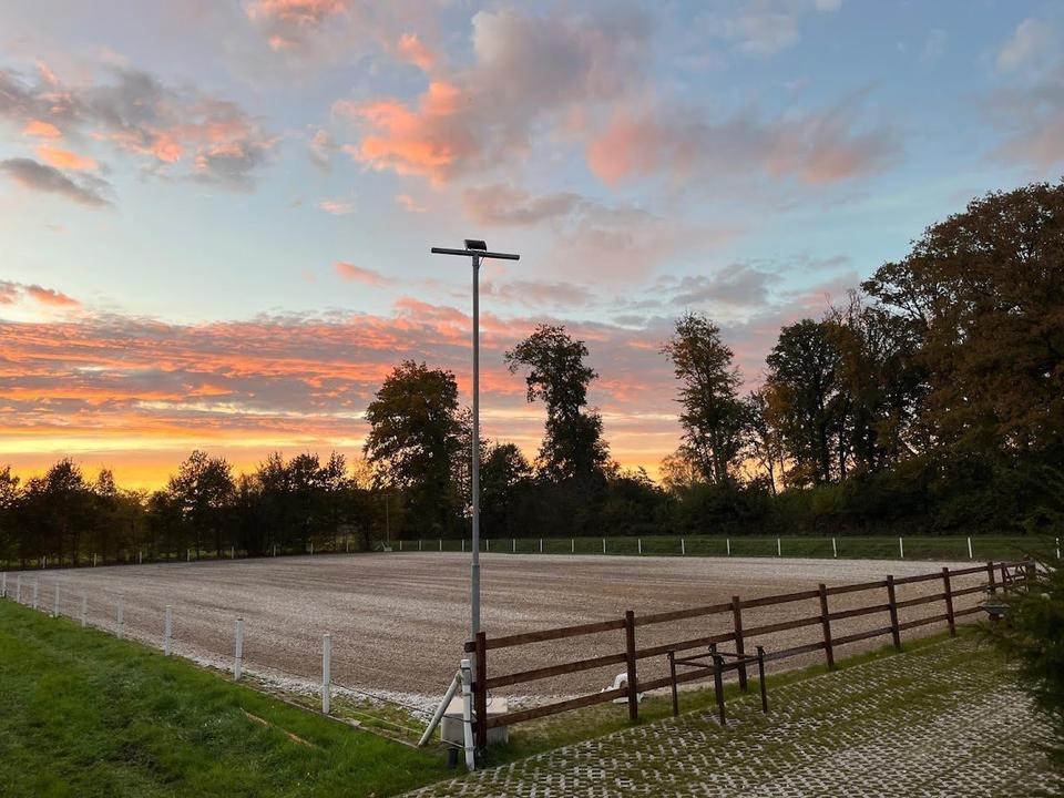 Thumbnail-Exklusive Reitanlage von Privat - Top rennoviert inkl. Halle
