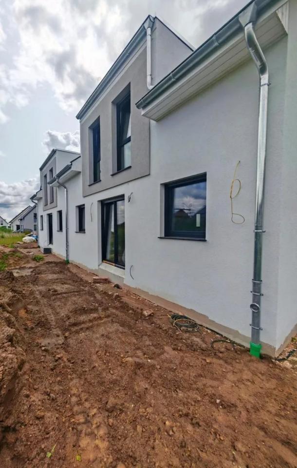 Thumbnail-Moderne Doppelhaushälfte mit 5 Zimmern & Garten Hohenhameln