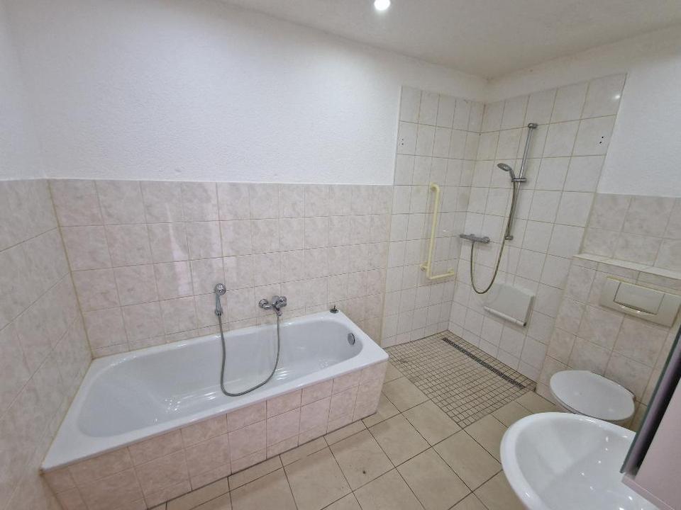 Thumbnail-3-Zimmer Wohnung