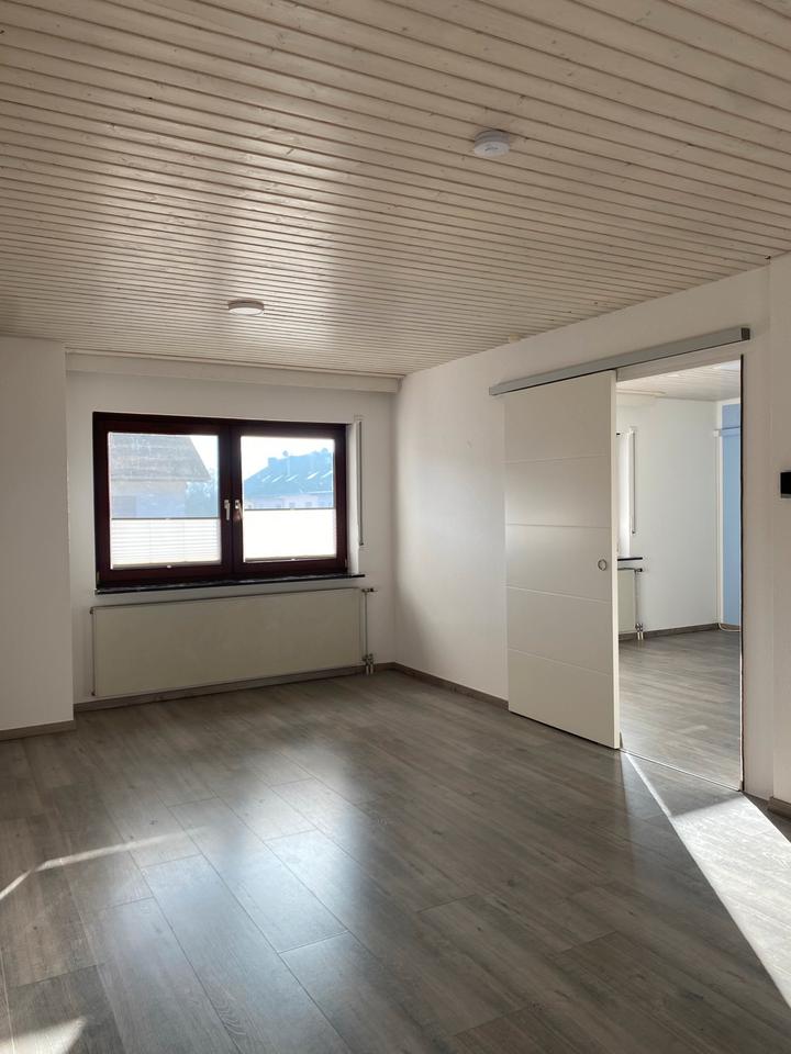 Thumbnail-Modernisiert 2 Zimmer Wohnung in Rheinstetten Neuburgweier